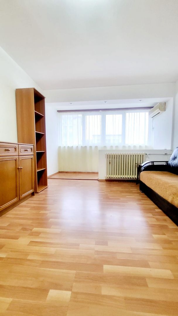 Apartament de două camere pe Magheru - Poză 1