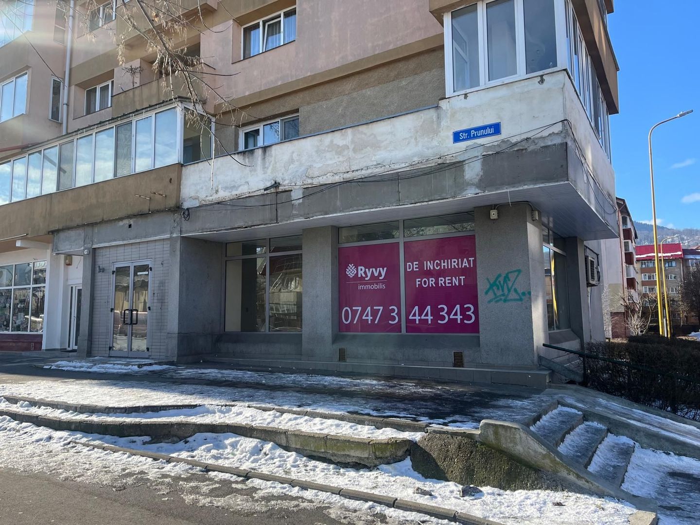 Super ocazie! Spațiu de închiriat, Brașov, cartier Noua,  20 euro/mp. - Poză 4