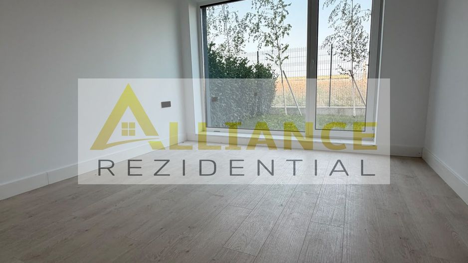 4 CAMERE | 122MP+279 CURTE + PARCARE + PISCINA - NEGOCIABIL - Poză 5