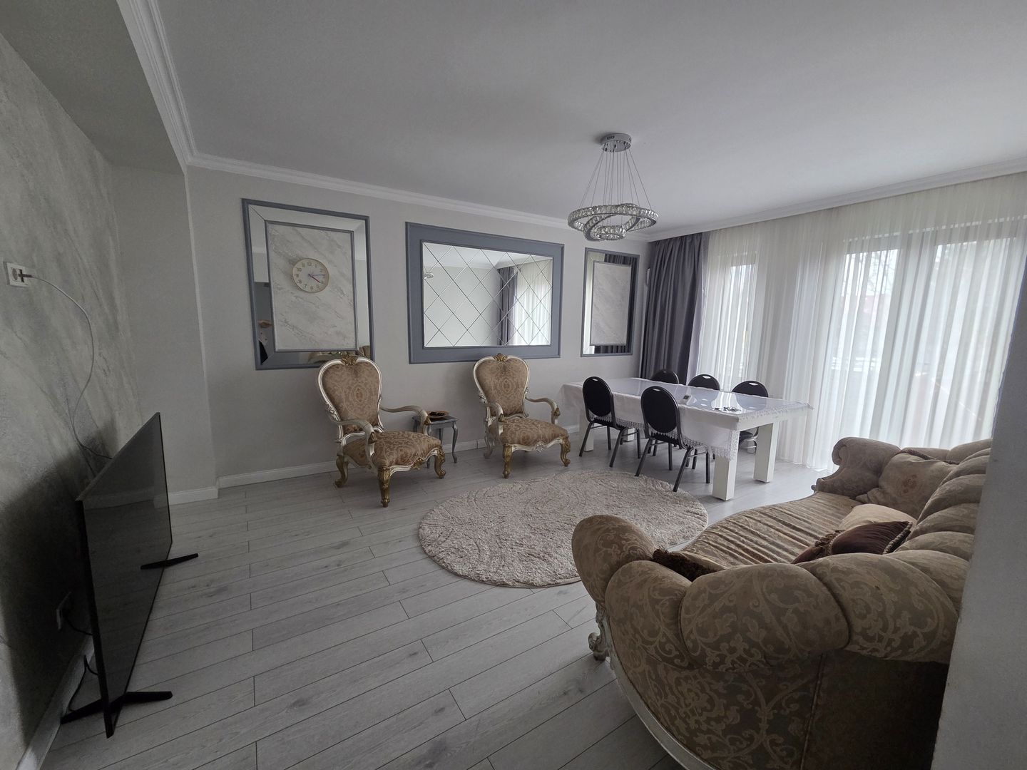 Apartament 3 camere si curte proprie - Poză 4