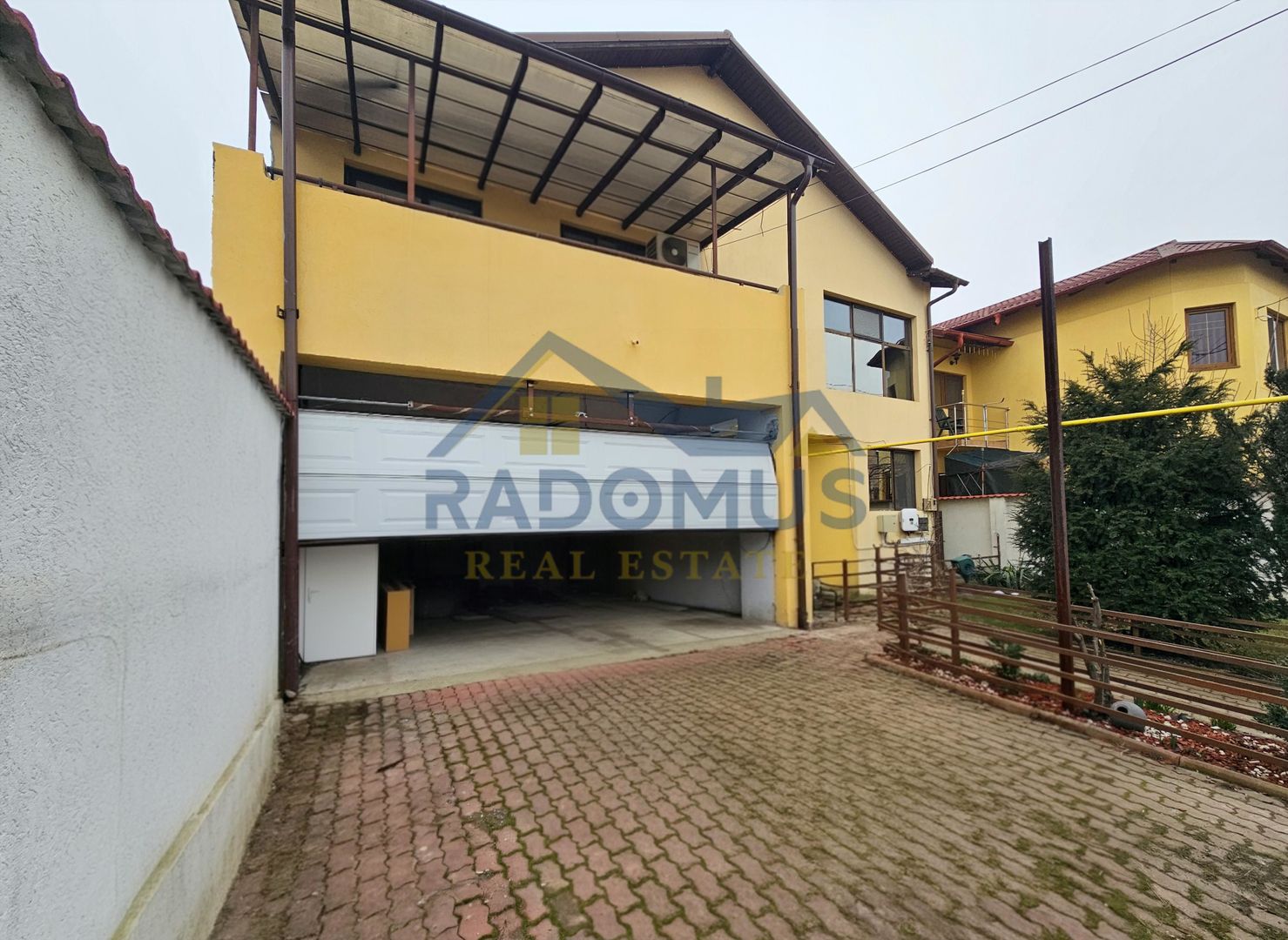 Vilă spațioasă, central, ideală pentru activități comerciale/birouri - Poză 2