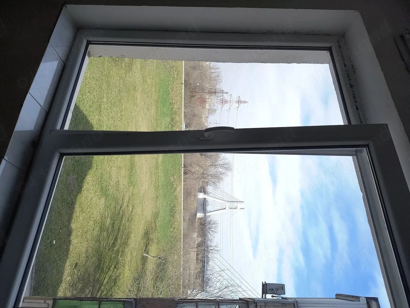 BRASADAS vinde garsoniera 21mp pe Ostrovului la etajul 3/4. - Poză 3