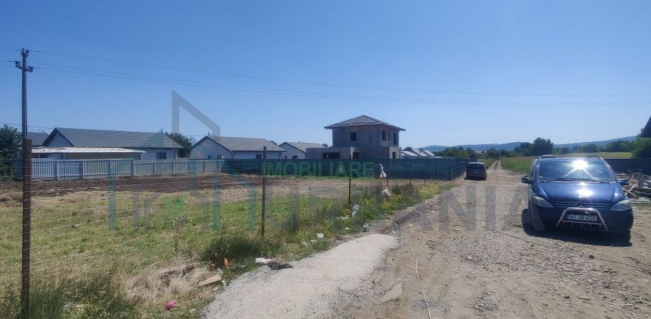 Teren de vânzare cu autorizație de construcție în Holboca, Str. Oborului - Poză 3