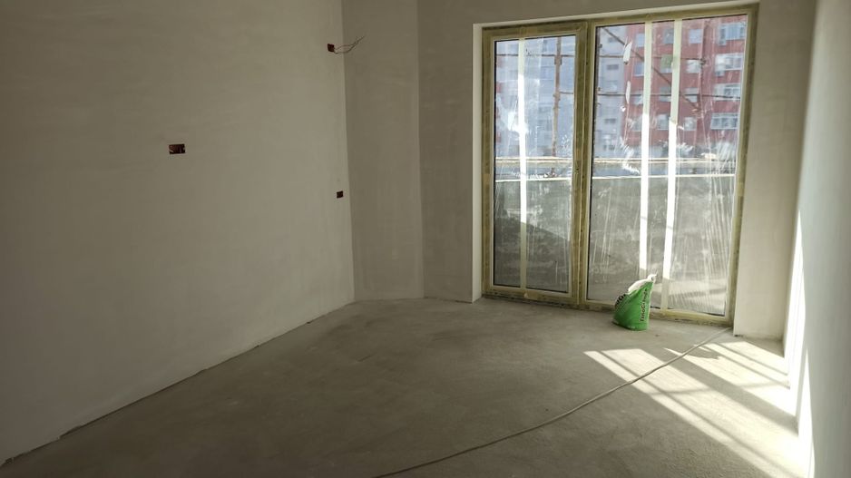 Decomandat 2cam etaj , 15min metrou Berceni - Poză 1