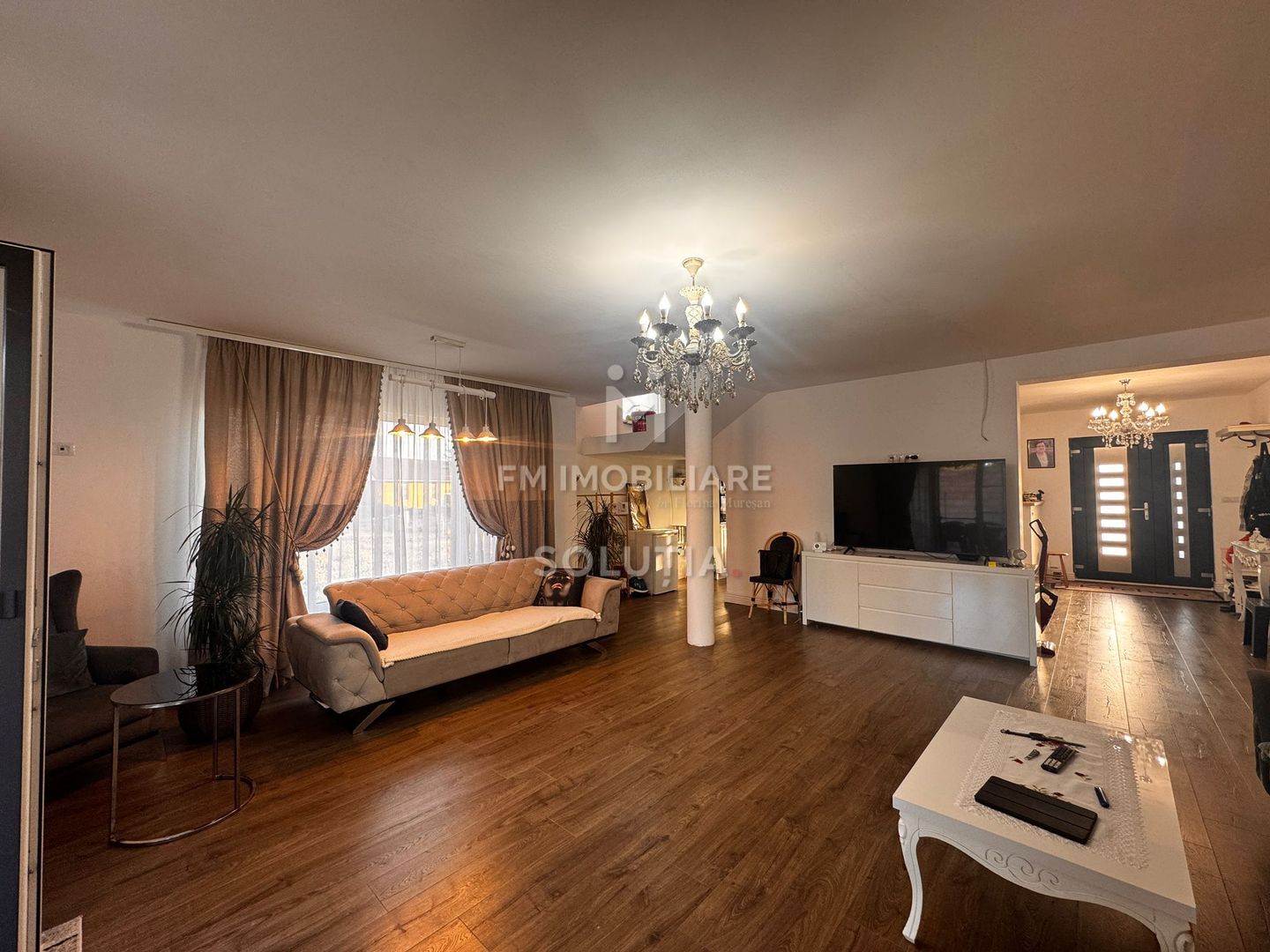 Casă de vânzare Tăuții Măgherăuș | 200 mp | 6 ari - Poză 1