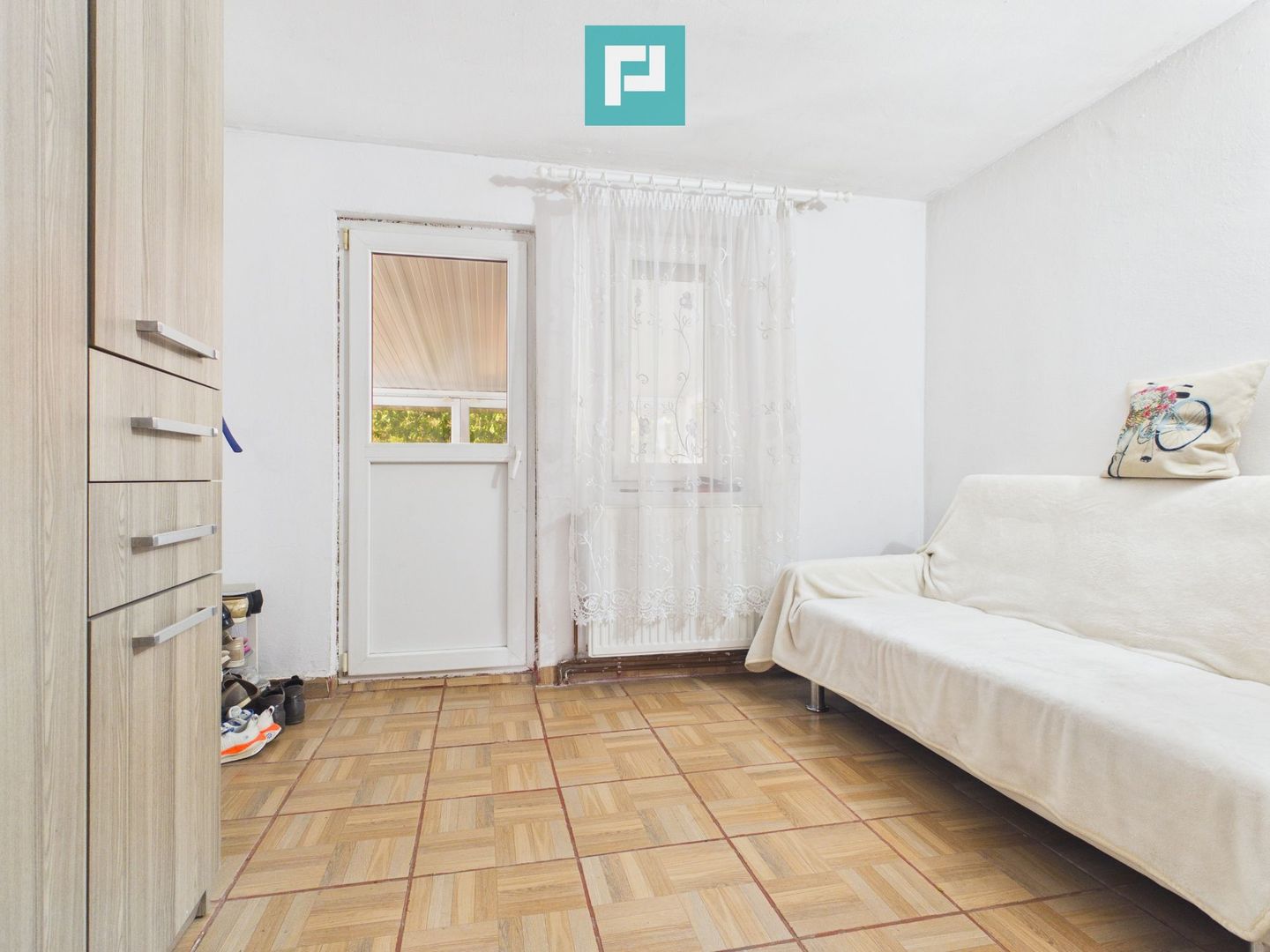 Casă retrasă Pișchia – 4 camere, teren 920 mp - Poză 29