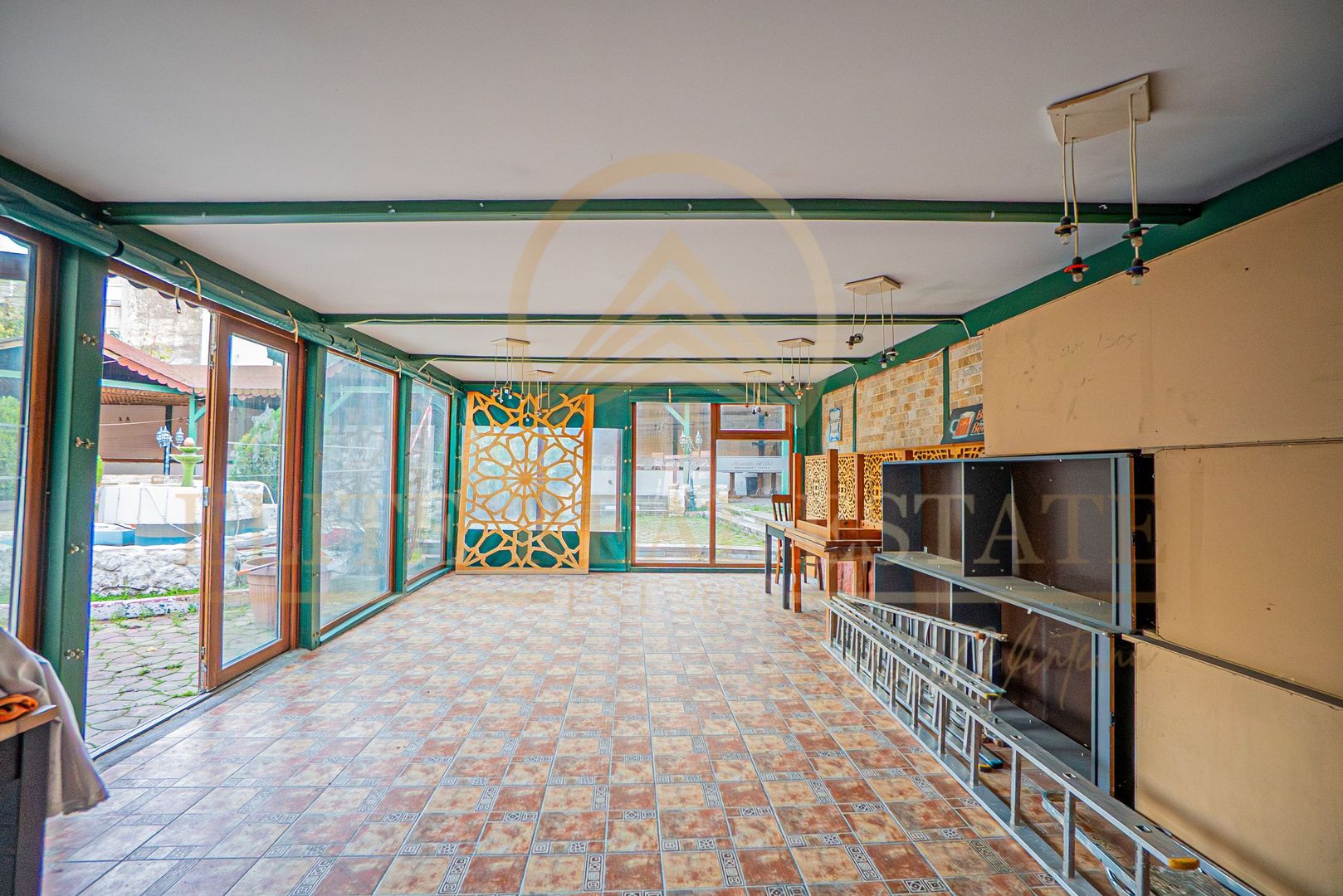 Ultracentral - Proprietate comercială P+M la 200 m de mare. - Poză 8