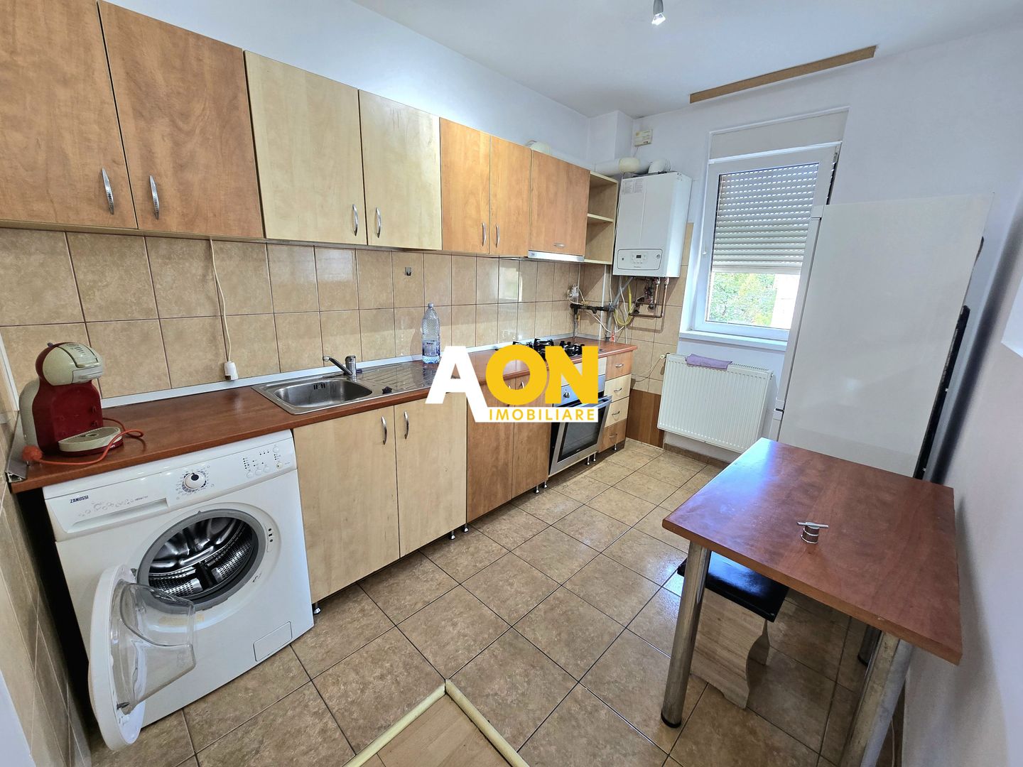 Apartament cu 2 Camere, Etaj 1, Loc de Parcare, Zona Centru - Poză 5