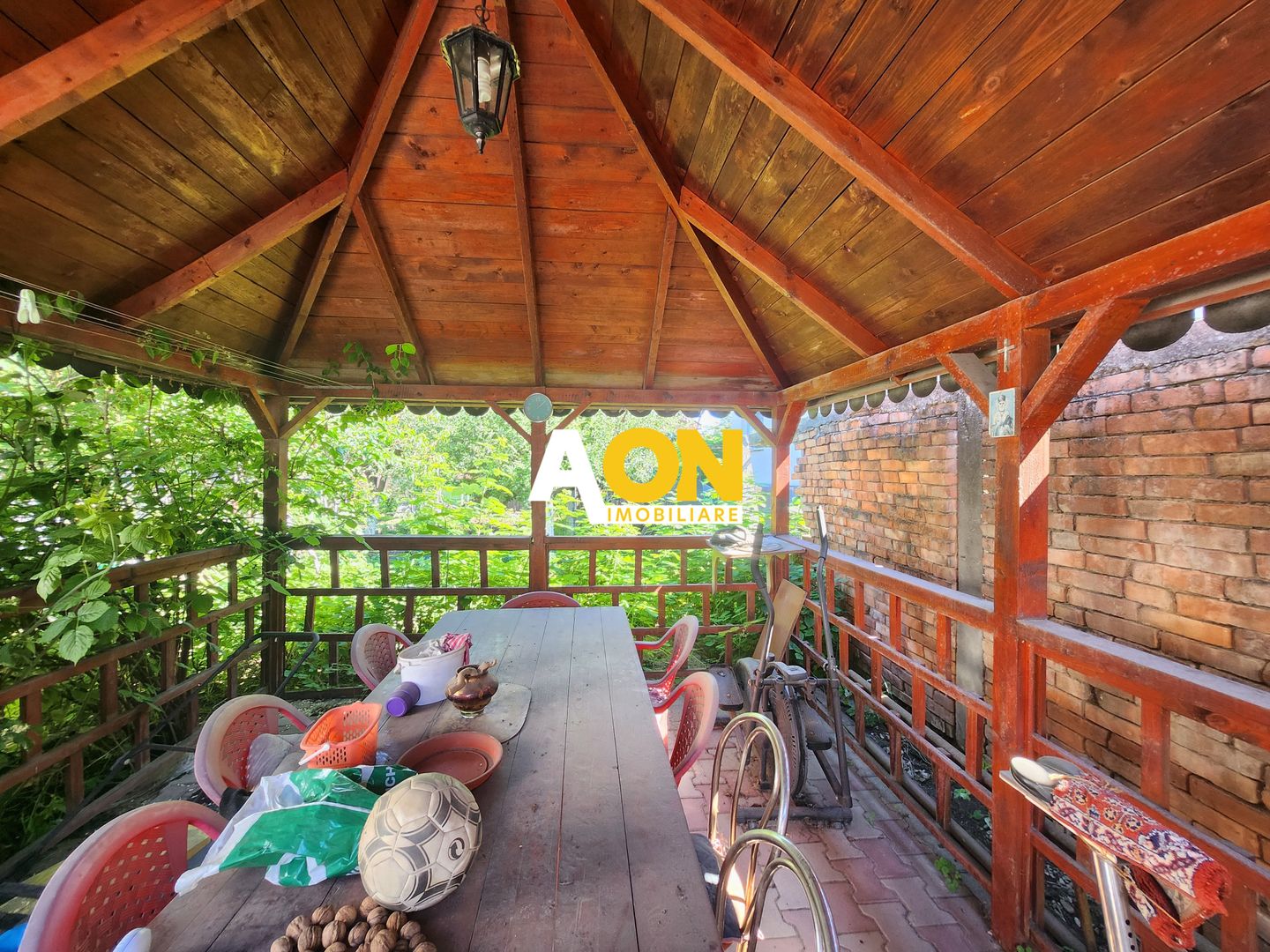 De vanzare casa 5 camere, 655mp teren, zona Cetate - Poză 15