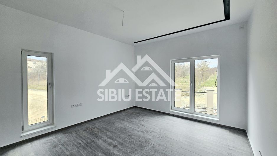 Casa moderna terase panoramice, garaj, curte mare - Poză 2