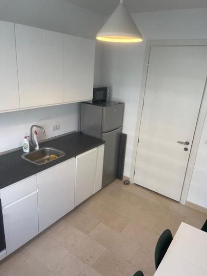 Apartment Închiriat -  Mobilier nou cu loc de parcare inclus - Poză 2