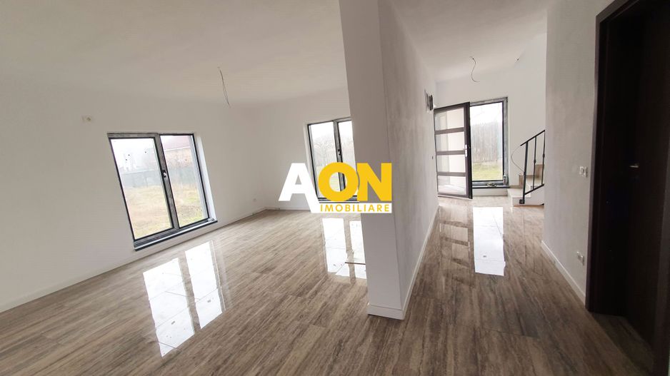 Casă nouă P+M, 5 camere, încălzire pardoseală, Alba-Micești, stânga - Poză 3