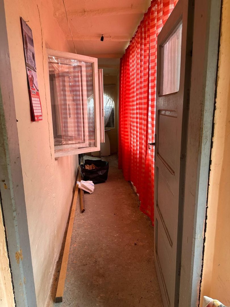 Vanzare casa +teren Cernica - Poză 4