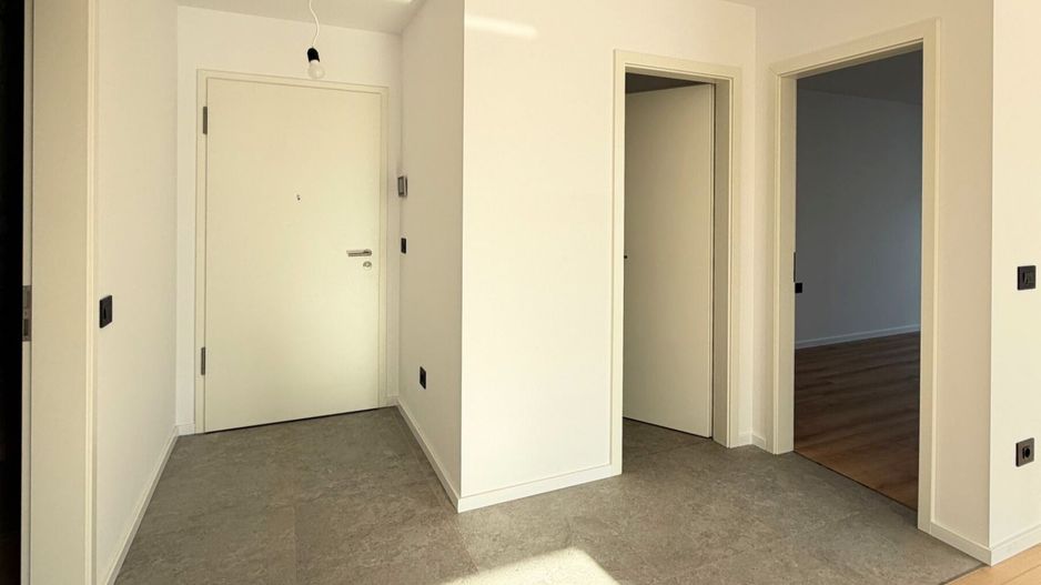 Kasper vânzare apartament de lux 2 camere nelocuit vedere libera spre Tâmpa - Poză 8