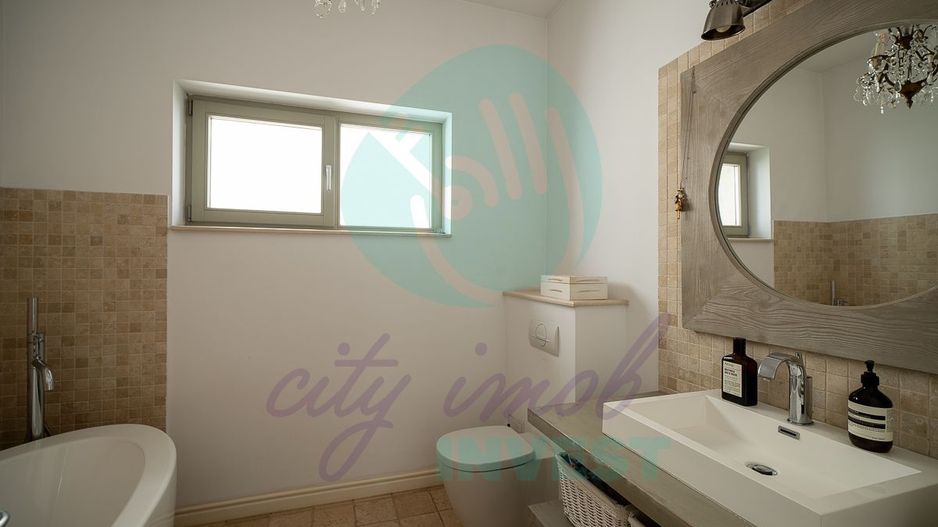 Unic și Elegant: Refugiul Provençal din Capitală - Poză 18