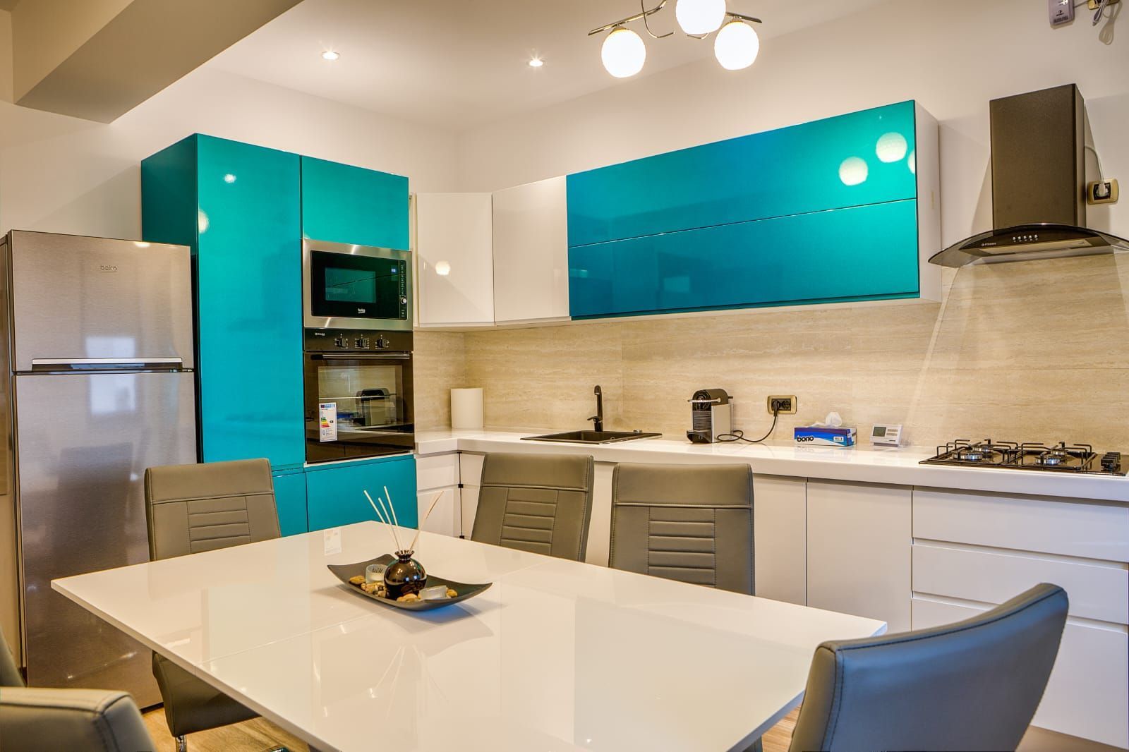 Apartament 3 camere de închiriat - Poză 1