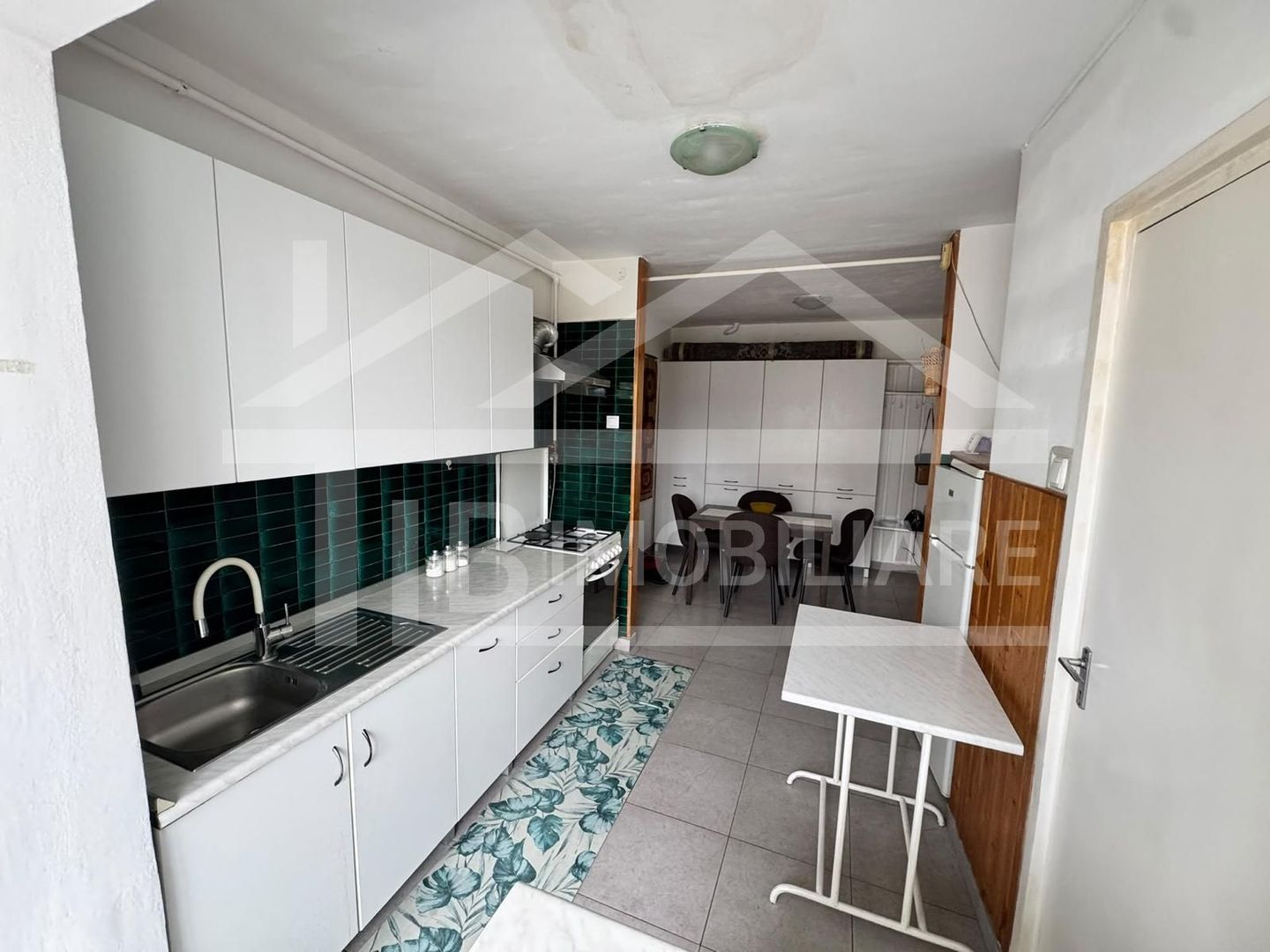 Apartament cu 3 camere, 55 mp, decomandat, Zona UMFST - Poză 8
