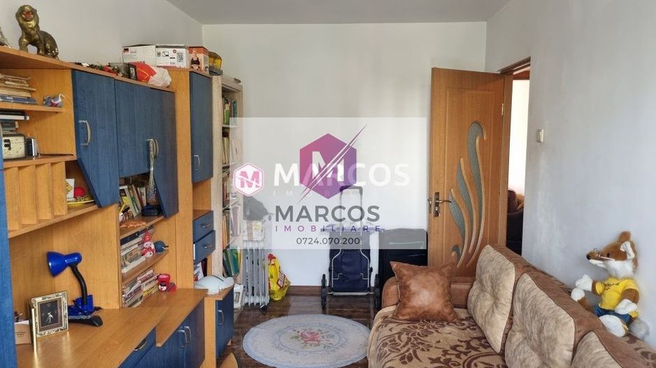 Apartament 2 camere decomandat, et.2, Central, ID 937 - Poză 2