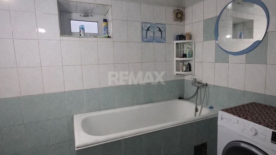 Casă în Grătiesti 8.5 ari  2 case + garaj - Poză 9