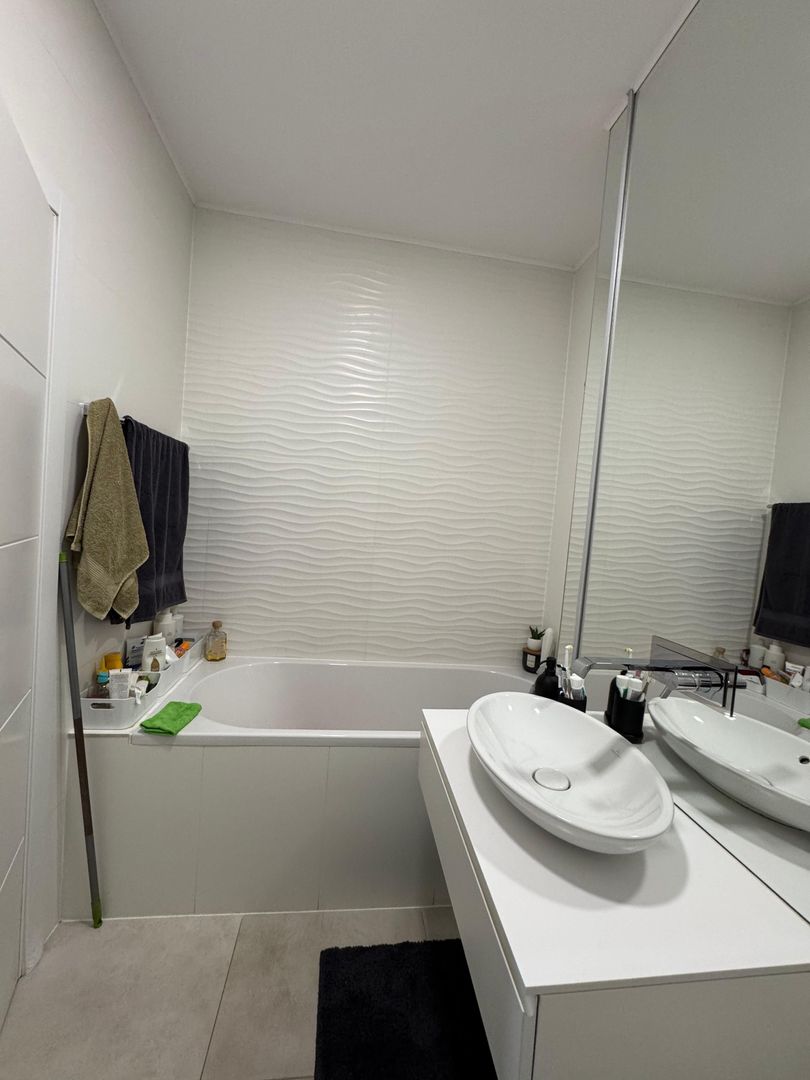 2 camere| TERASA 24MP | PIATA VICTORIEI- BANU MANTA-1MAI - Poză 9