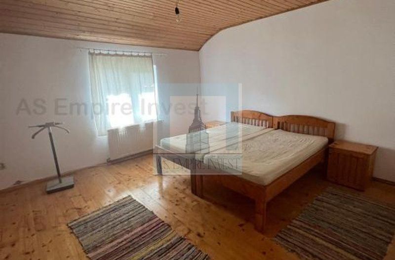 Casa/vila 5 camere , teren 370mp-zona Bran/Poarta - Poză 2