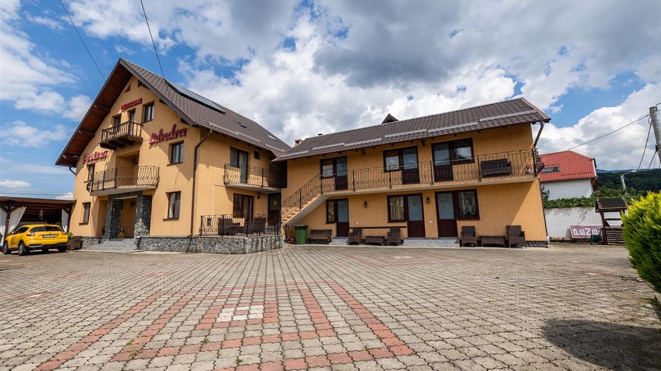 Pensiune cocheta, la poalele emblematicei Cetati Rasnov, Brasov - Poză 7