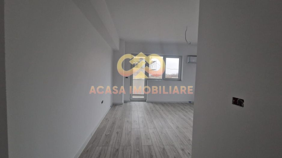 NOU  APARTAMEN 3 CAMERE DEC 2 BAI 84 MP TVA INCLUS - Poză 3