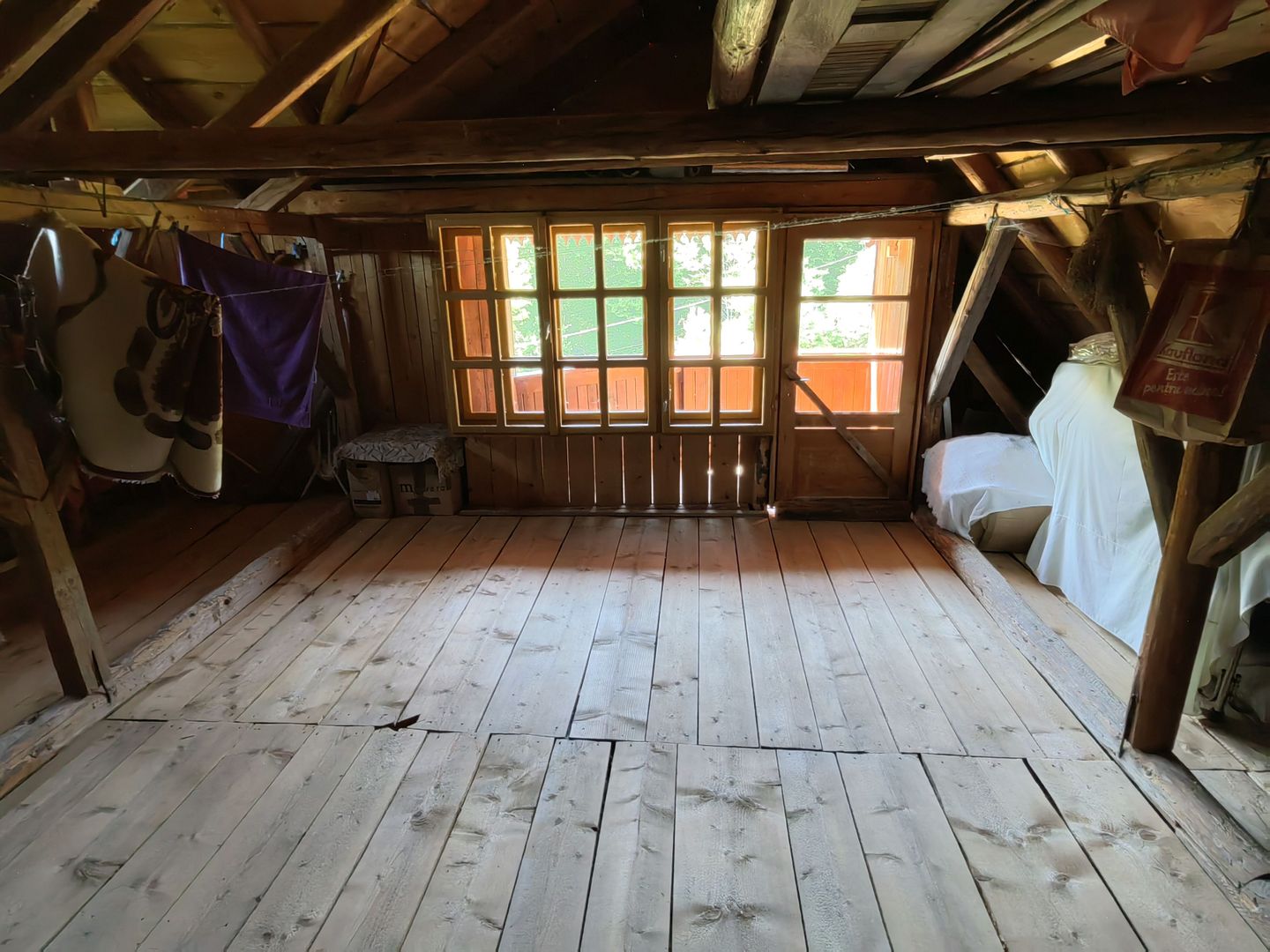 Casa/Vilă  aproape de pădure Vâlcele + 1235 m² teren 160.000 EURO - Poză 14