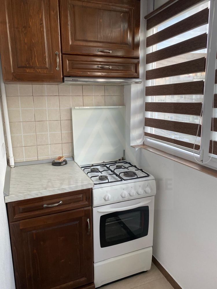 Apartament 2 camere  60 mp utili etaj 2 balcon Cartierul Strand - Poză 5