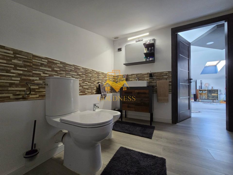 Casă modernă de vânzare, curte, 6 camere, parcare, Zona Vivo, Florești - Poză 14