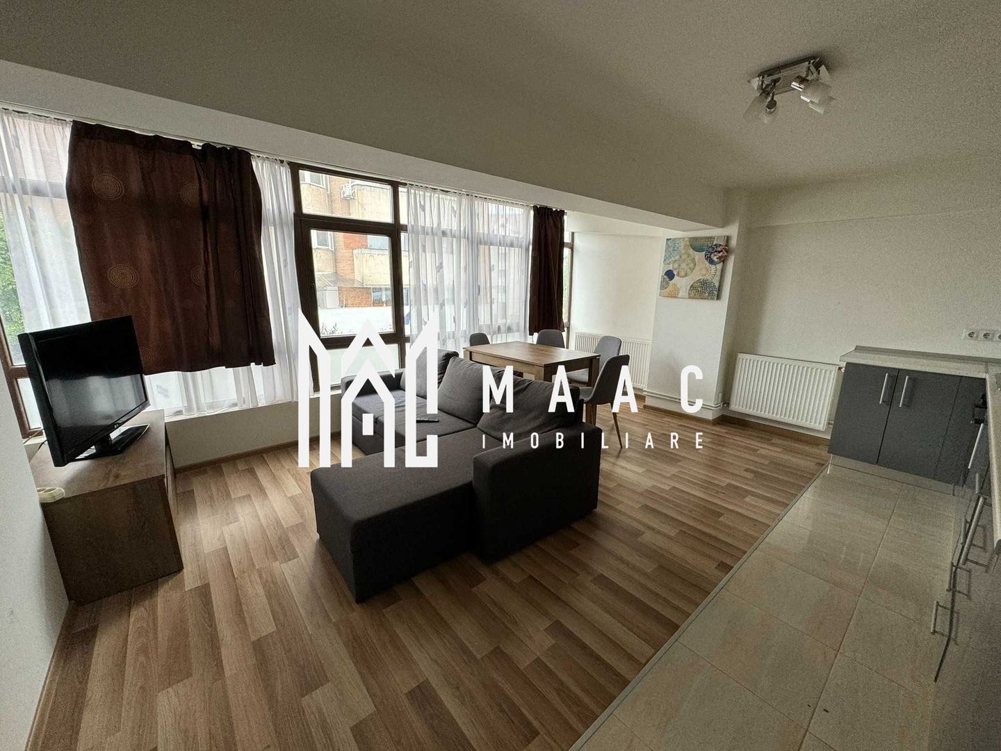 Apartament 3 camere | Decomandat | Etaj 1 | Central - Poză 1