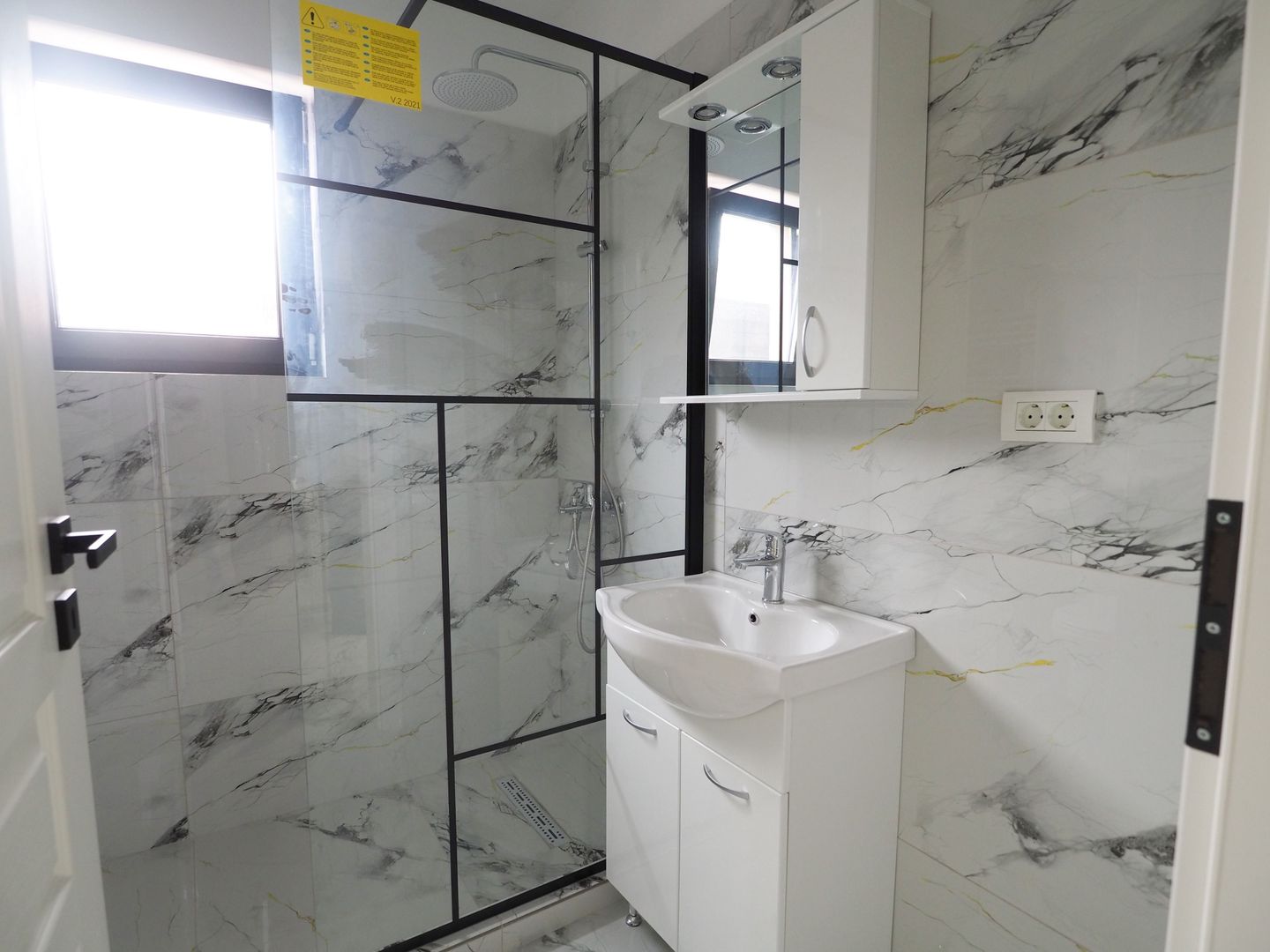 Vanzare 2 camere 67mp utili -parcare -Bucurestii Noi - Poză 5