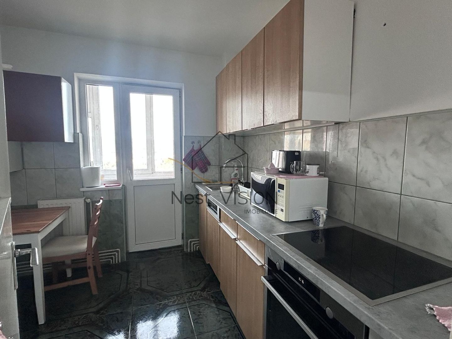 Apartament cu 3 camere | priveliste superba spre munti | Vasile Aaron - Poză 8