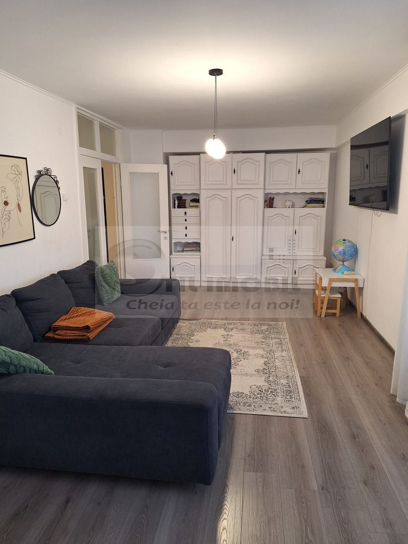 Apartament 2 cam decomandat- Bld. Poitiers- 115.000 euro - Poză 1