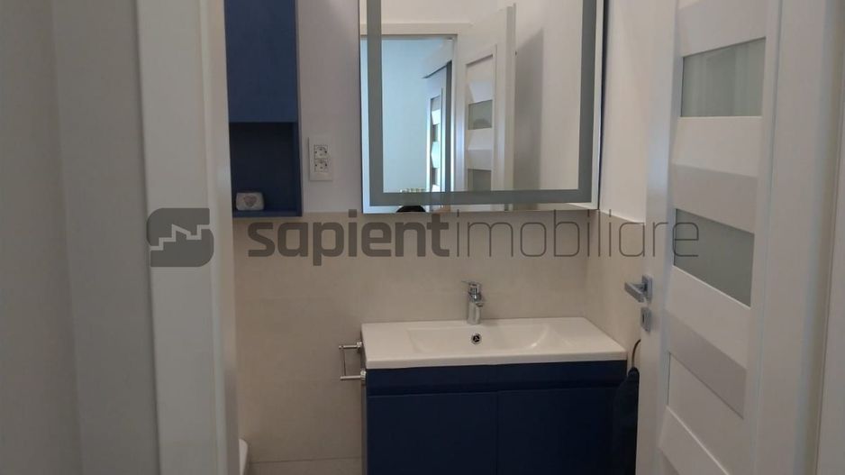 APARTAMENT CENTRAL CU 3 CAMERE - Poză 7