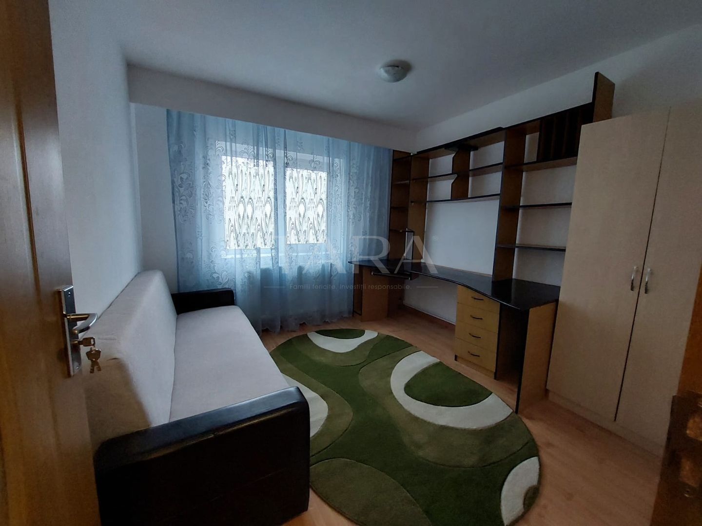 Apartament cu 3 camere decomandat de vanzare, zona Calea Florești. - Poză 2