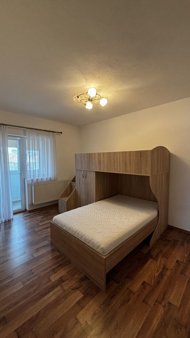 Apartament de vanzare in Sebes Drumul Petrestiului - Poză 4