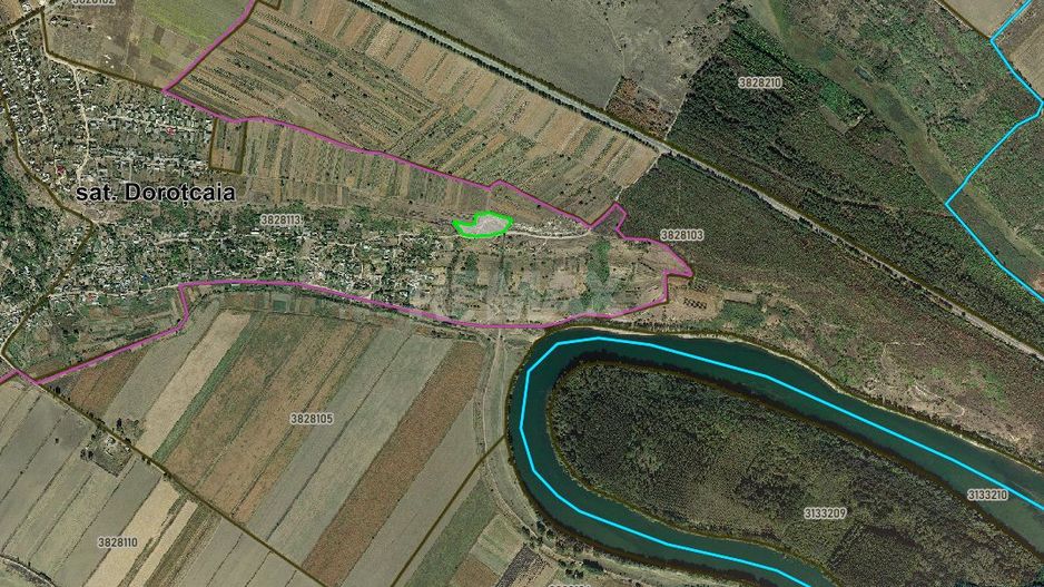 Teren agricol intravilan, 63 ari pe malul Nistrului, Doroțcaia - Poză 3