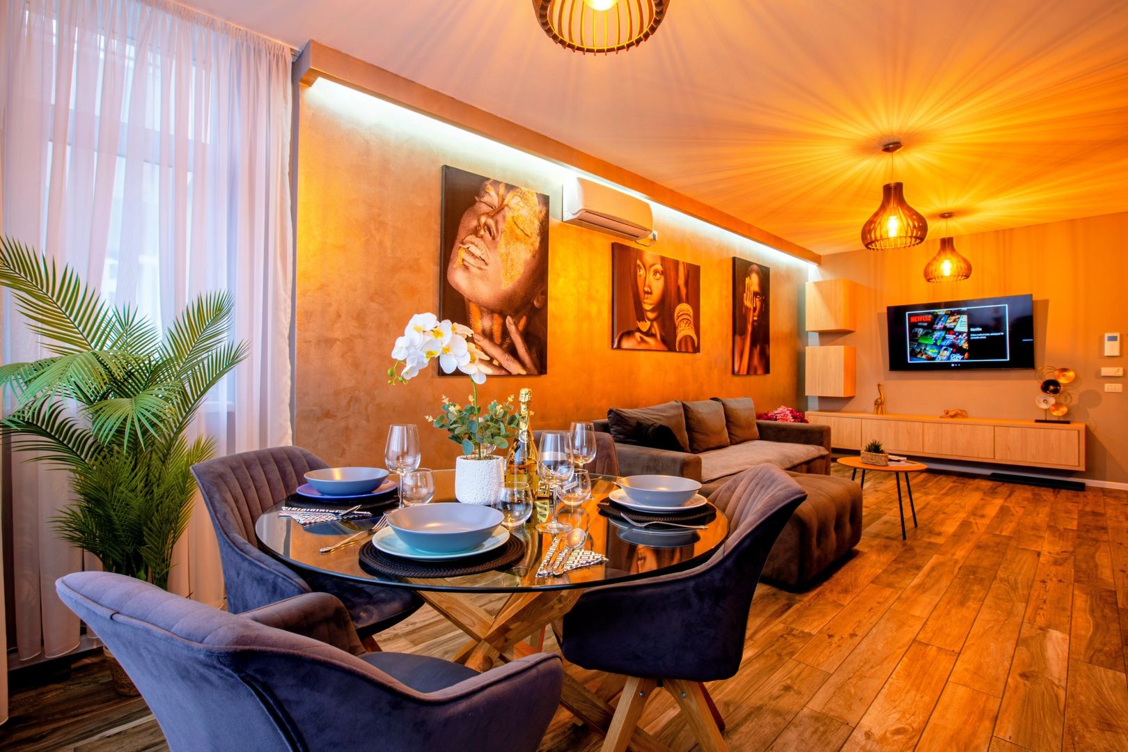 OCAZIE: Apartament cu 2 camere, LUX, la cheie! - Poză 1