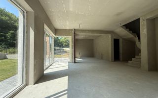 Case cuplate la liziera padurii , ideale pentru 2 familii ! - Poză 15