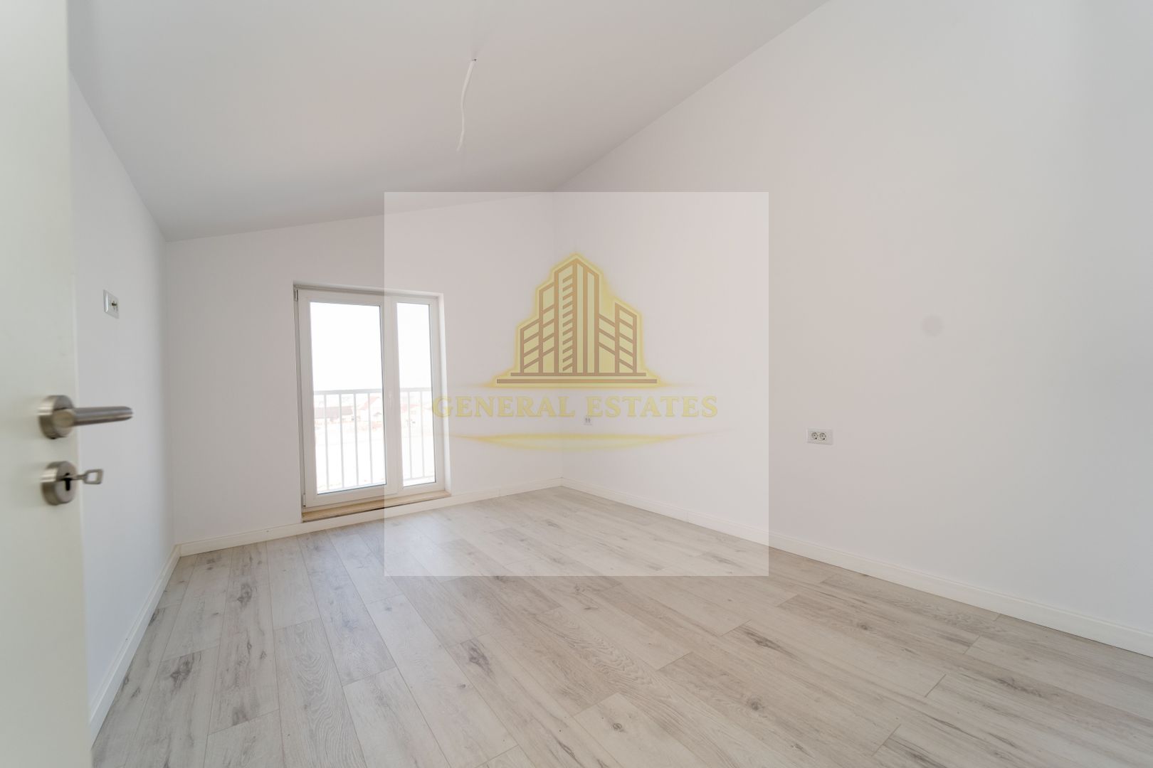 Penthouse cu 3 camere - Poză 13