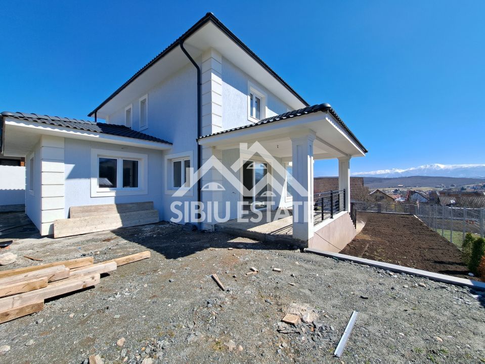 Casa Sibiu, Tocile teren 600, terase, garaj - Poză 2