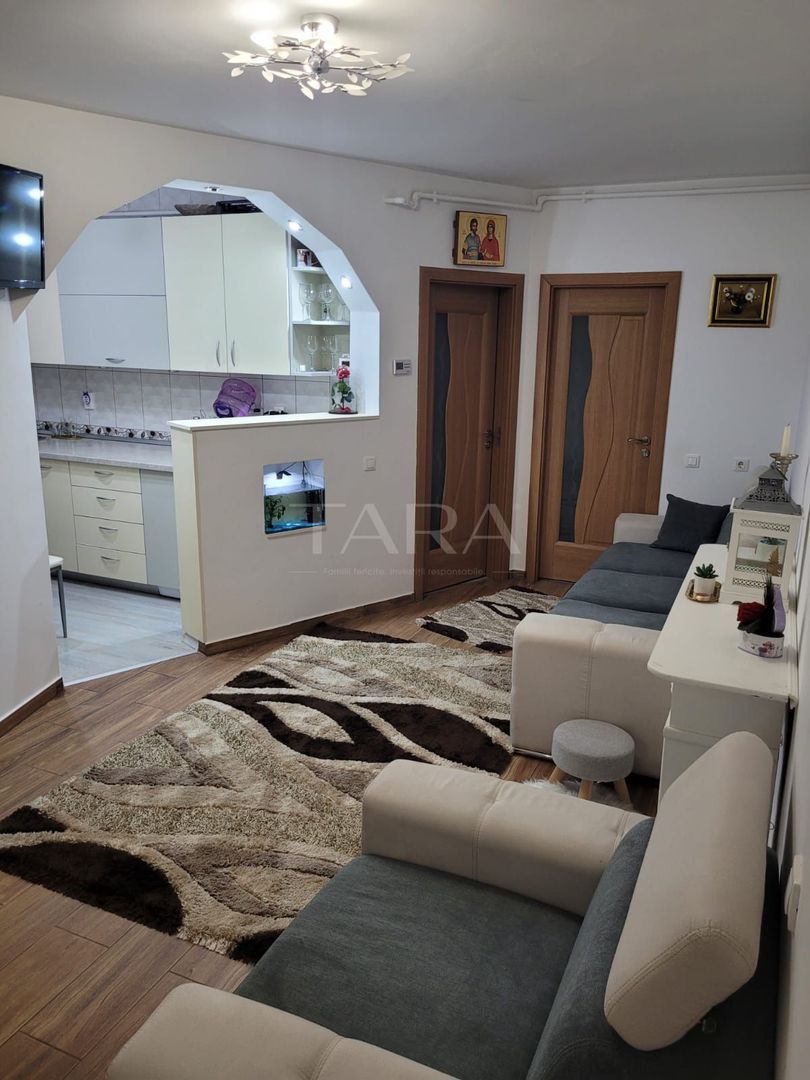 Apartament 3 camere, Floresti - Poză 2