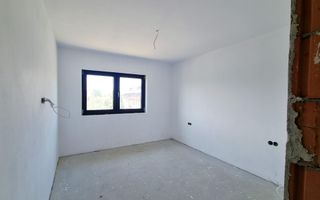 Casă individuală, 4 camere, teren 284 mp, Cristian - Poză 11