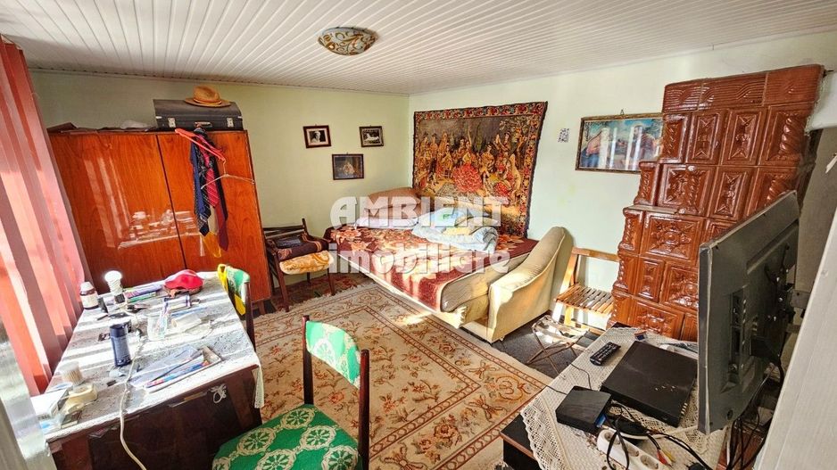 REDUCERE de PRET - Casa traditionala in Secuia, la 10 km de Vaslui; - Poză 8