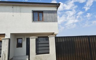 Duplex  mobilat | 3 camere | 2 bai | 106MP utili - Poză 2