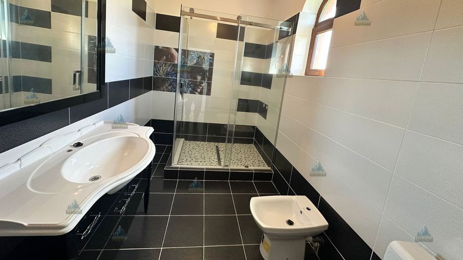 Vilă de vânzare 1500 mp teren - Poză 24