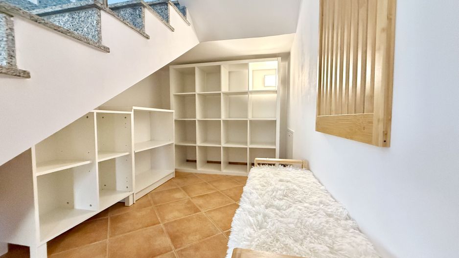 Casă tip triplex în zona centrală Dumbrăvița - Poză 8