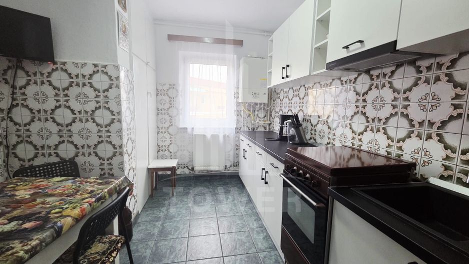 Apartament central 3 camere de închiriat - Poză 9