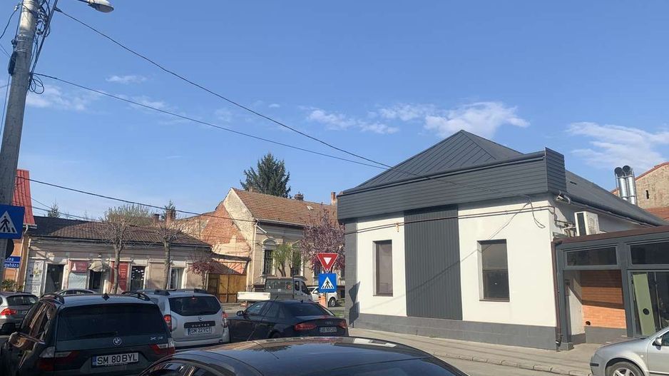 Spațiu comercial, Central, Martirilor Deportați colț Iului Maniu - Poză 3